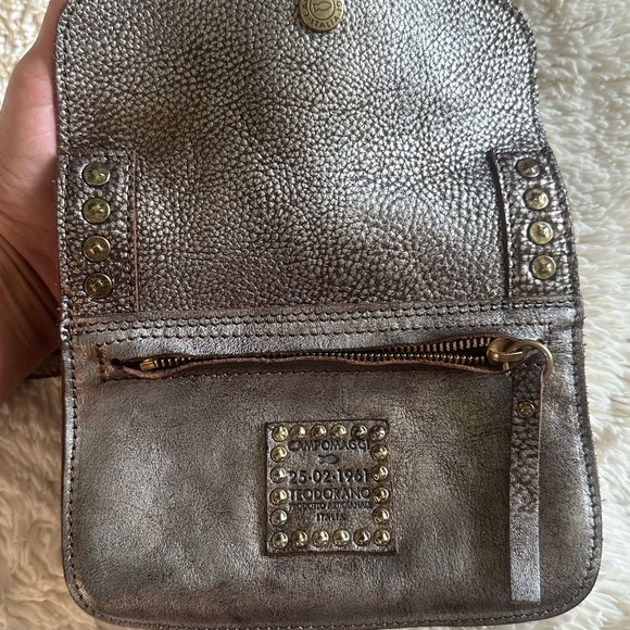 Campomaggi Pewter Crossbody - Picture 11 of 15